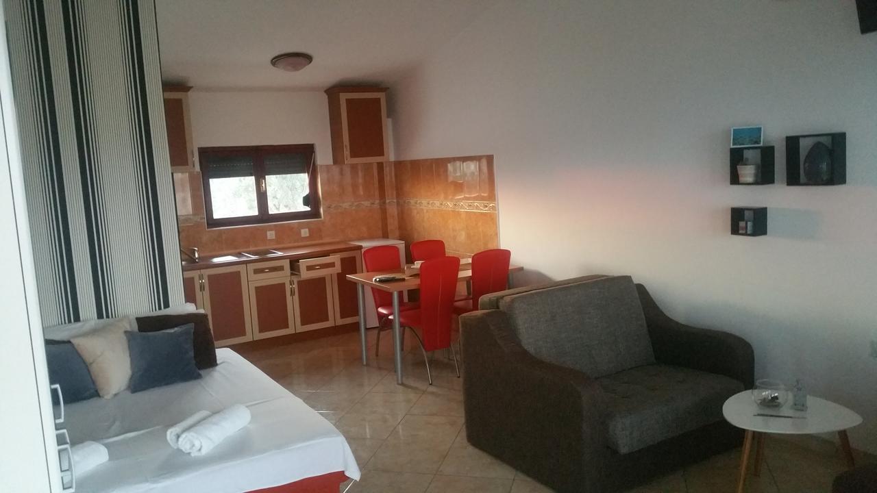 Apartments Tara 울친 외부 사진