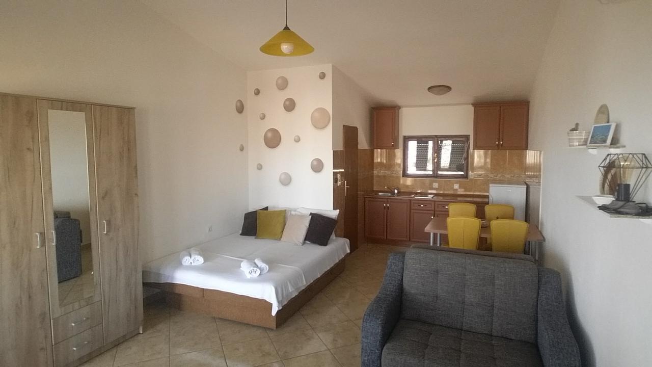 Apartments Tara 울친 외부 사진
