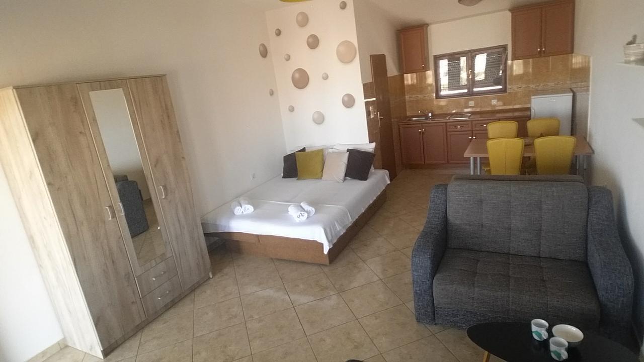 Apartments Tara 울친 외부 사진